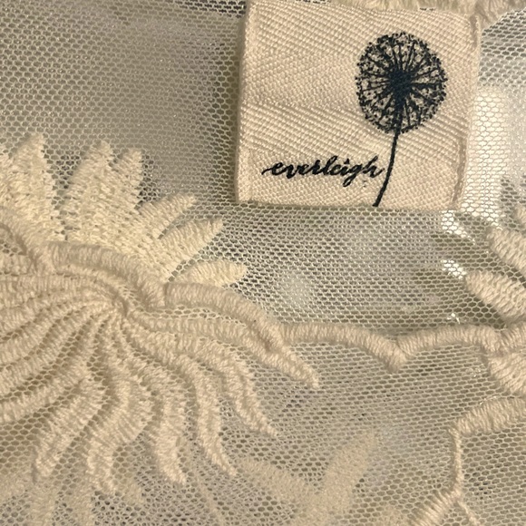 Anthropologie Eveleigh snow blossom long sleeve Top sheer Ivory Floral M - Picture 2 of 6